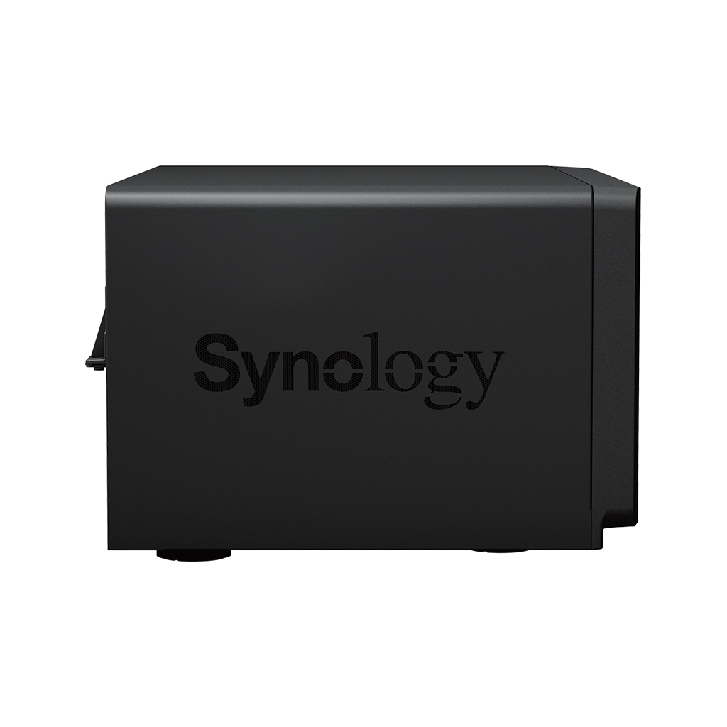 Synology DS1823xs+